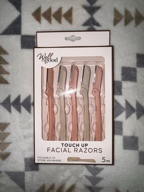 Well & Good Touch Up Facial Razors - Pink & Beige (5 Pack)